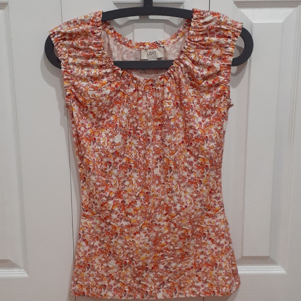 Loft tshirt top